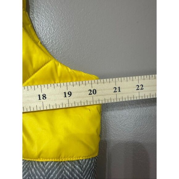 NWOT Adidas Neo Sports Padded Yellow & Gray Puffer Vest Women's Small - Picture 8 of 11